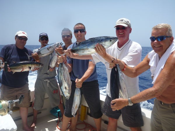 Zufriedene Angler Cavalier & Blue Marlin Sportfischen Gran Canaria