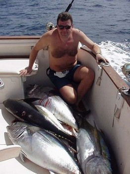 Albacore & Thunfisch mit großen Augen Cavalier & Blue Marlin Sport Fishing Gran Canaria