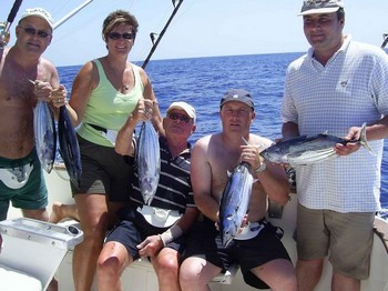 glückliche Fischer Cavalier & Blue Marlin Sportfischen Gran Canaria