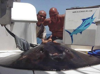 31/07 round stingray Cavalier & Blue Marlin Sport Fishing Gran Canaria