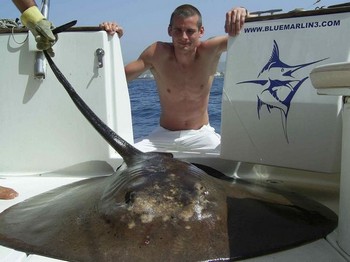 09/03 round stingray Cavalier & Blue Marlin Sport Fishing Gran Canaria