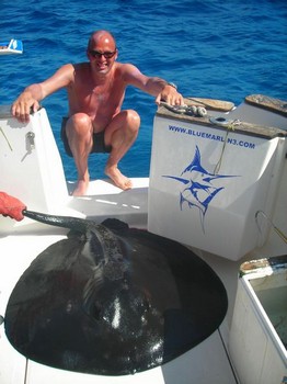 30/10 roughtail stingray Cavalier & Blue Marlin Sport Fishing Gran Canaria