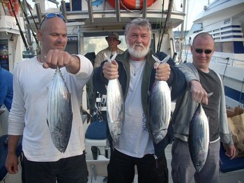 nöjda sportfiskare Cavalier & Blue Marlin Sport Fishing Gran Canaria