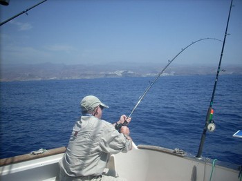 enganchado Pesca Deportiva Cavalier & Blue Marlin Gran Canaria