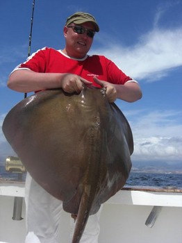 19/03 common stingray Cavalier & Blue Marlin Sport Fishing Gran Canaria