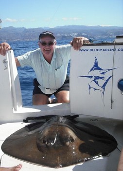 25/05 roughtail stingray Cavalier & Blue Marlin Sport Fishing Gran Canaria
