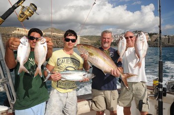 28/01 The Cavalier Cavalier & Blue Marlin Sport Fishing Gran Canaria