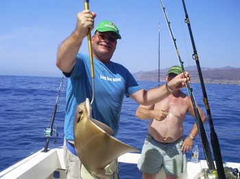 17/10 Eagle Ray Cavalier & Blue Marlin Sport Fishing Gran Canaria