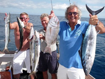31/10 Happy Customers Cavalier & Blue Marlin Sport Fishing Gran Canaria