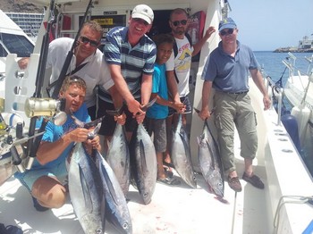 10/07 Satisfied Fishermen - Great catch of Albacore Tunas Cavalier & Blue Marlin Sport Fishing Gran Canaria