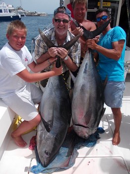 01/08  2 Big Eye Tunas - Fiësta for this Dutch anglers Cavalier & Blue Marlin Sport Fishing Gran Canaria
