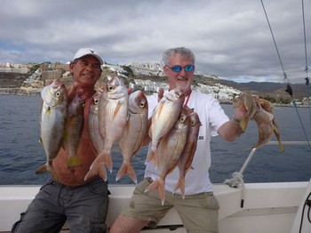 21/01 Happy Anglers Cavalier & Blue Marlin Sport Fishing Gran Canaria