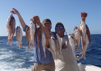 Yeahhhhhhhhhhhhh Cavalier & Blue Marlin Sport Fishing Gran Canaria