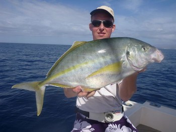 10/03 Yellow Tail Cavalier & Blue Marlin Sport Fishing Gran Canaria
