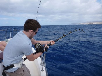 La pelea Cavalier & Blue Marlin Sport Fishing Gran Canaria