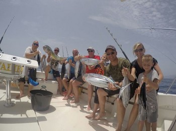 Congratulations - Satisfied anglers on board of the Cavalier Cavalier & Blue Marlin Sport Fishing Gran Canaria