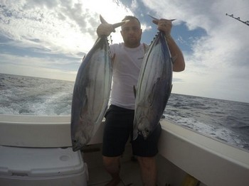 2 Skipjack tonfisk fångad av Daniel Nathan från Storbritannien Cavalier & Blue Marlin Sport Fishing Gran Canaria
