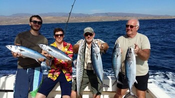 Guter Fang - Happy Anglers auf dem Boot Cavalier Cavalier & Blue Marlin Sportfischen Gran Canaria