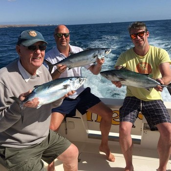 Nice Catch - Zufriedene Angler an Bord der Cavalier Cavalier & Blue Marlin Sportfischen Gran Canaria