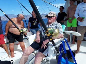 Bedankt Koos voor de mooie vangst van een Albacore Tonijn Cavalier & Blue Marlin Sport Fishing Gran Canaria