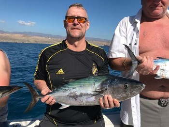 Buena atrapada Pesca Deportiva Cavalier & Blue Marlin Gran Canaria