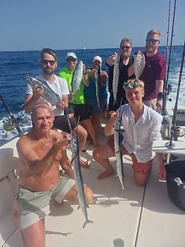 Des clients satisfaits à bord du Cavalier Cavalier & Blue Marlin Sport Fishing Gran Canaria