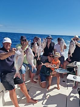 Vrolijke vissers aan boord van de Cavalier Cavalier & Blue Marlin Sport Fishing Gran Canaria