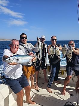 18/12 – GLÜCKLICHE ANGLER!! Cavalier & Blue Marlin Sport Fishing Gran Canaria